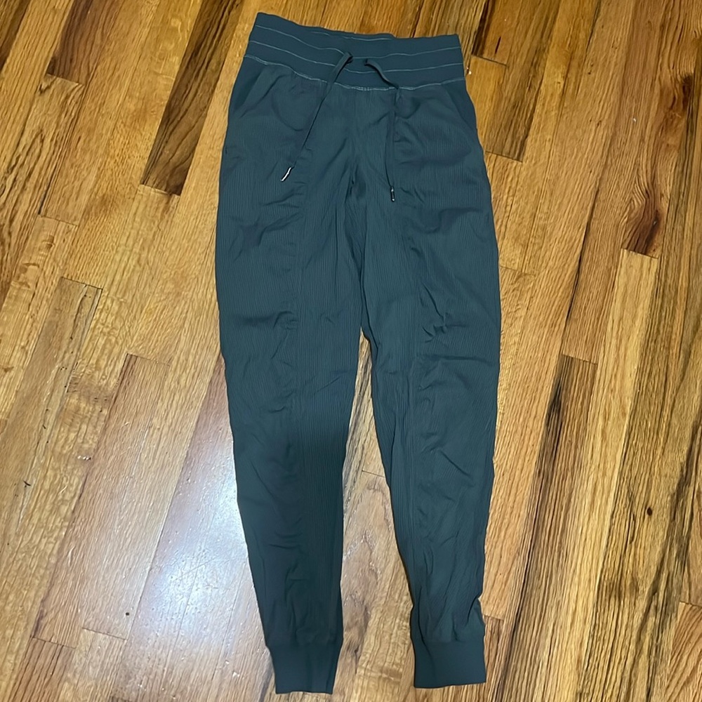 Lululemon Dance Studii Jogger